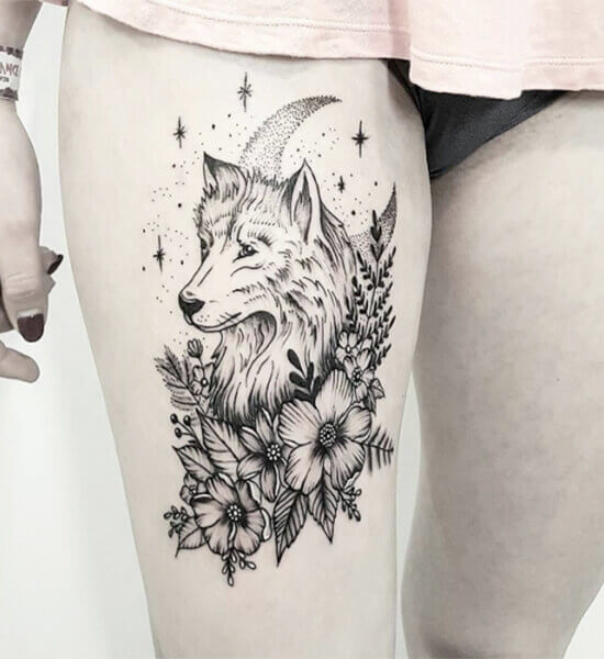 Wolf Tattoo on girl leg