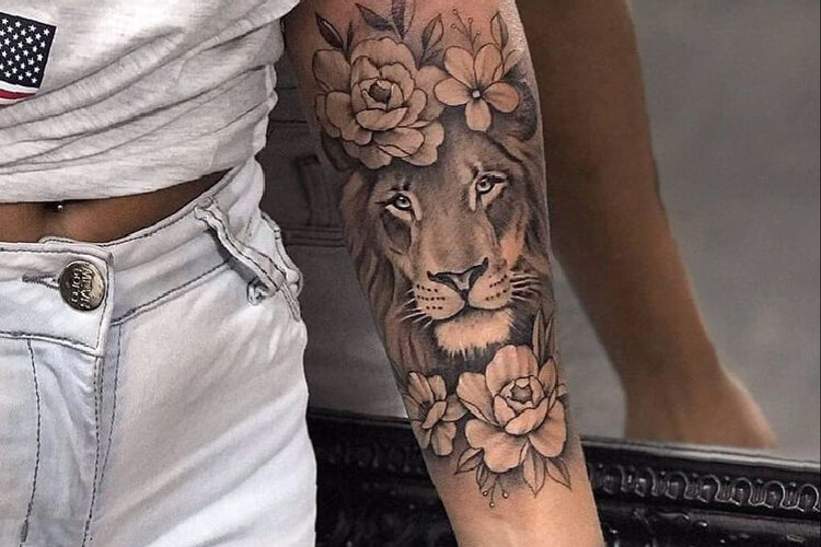 15 Best Female Lion Tattoo Ideas for Courageous Women  Tikli