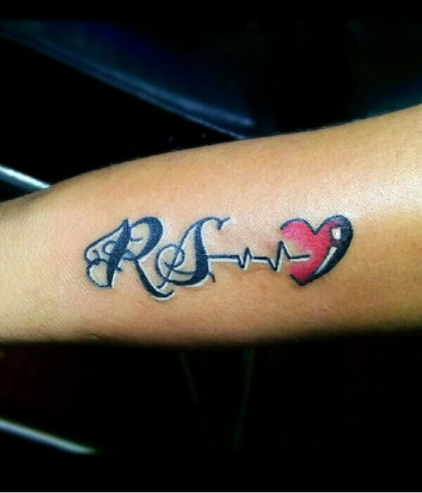 Combination R Tattoo Design