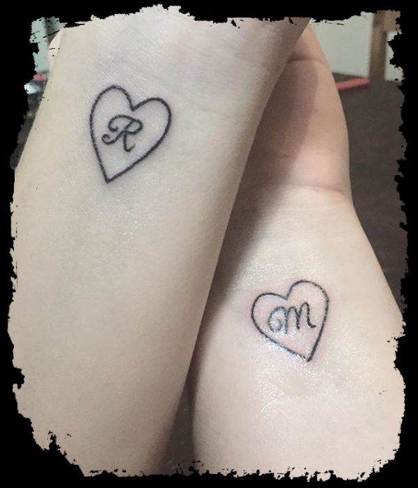 Couple R Letter Tattoo - Trending Tattoo Couple-R-Letter-Tattoo