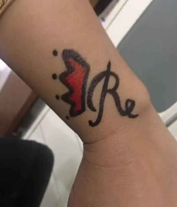 R Letter Rustic Design Tattoo-1