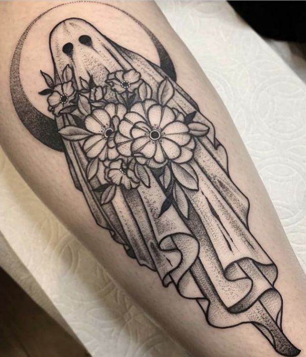 Halloween tattoo with plants 