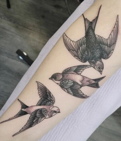 35 Amazing Sparrow Tattoos With Meanings, Ideas, and Designs