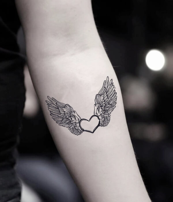 Angel Wings Heart Symbol