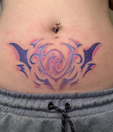 25 Womb Tattoos Symbolizing the Miracle of Creation