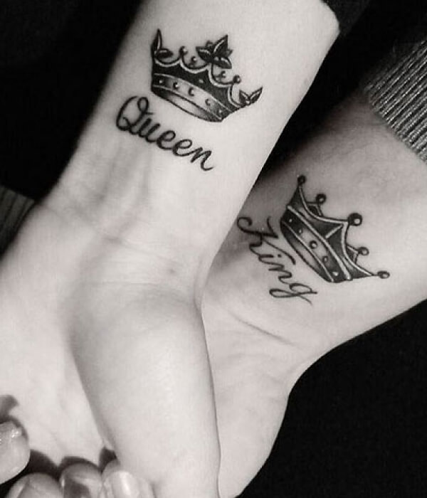 Black and Grey Crown Tattoo Design – Tattoos Wizard Designs