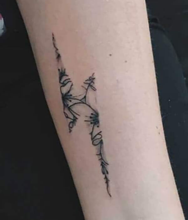 Small lighting tattoo