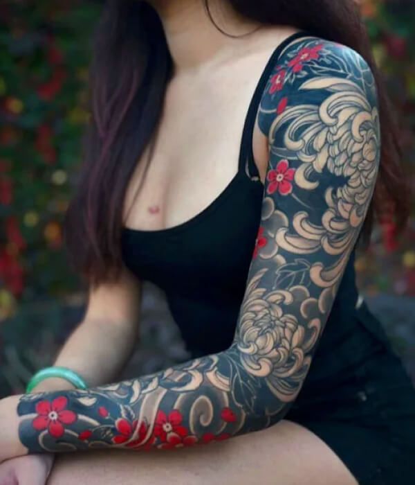 Yakuza tattoo for female1