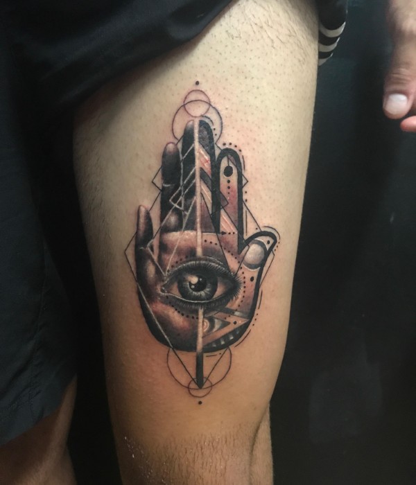 Hamsa Crimson Tattos