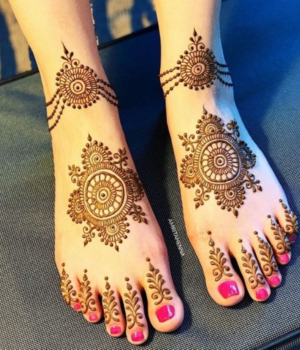 Henna Designs Foot Tattoos