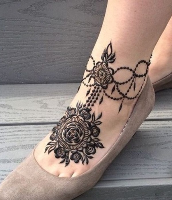Henna Designs Foots Tattoo
