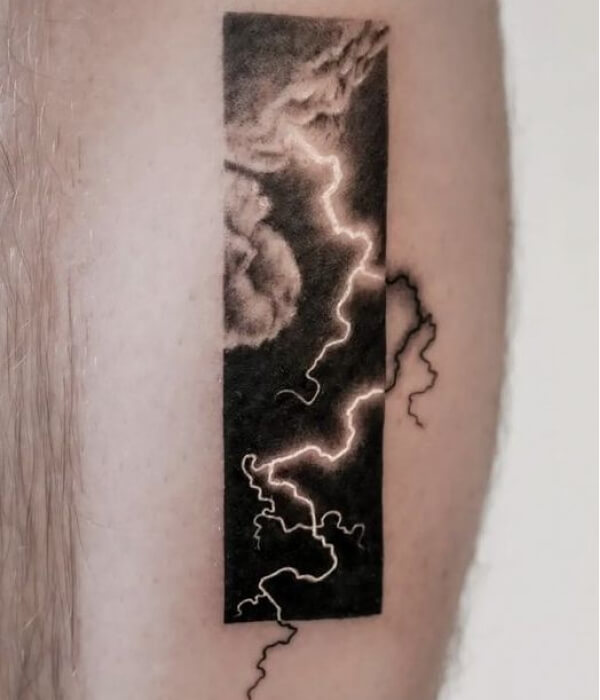Lightning UV leg Tattoo