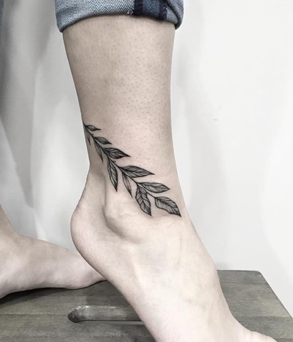 leaf tattoo