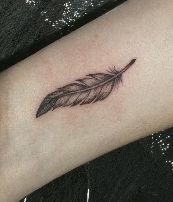 Classy Swift Feather Tattoo Ideas