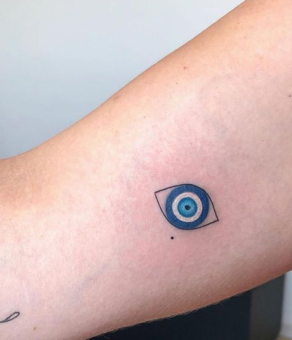 Minimalistic Evil Eye Tattoo ideas