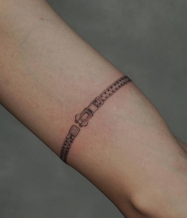 Tiny Zipper Tattoo ideas