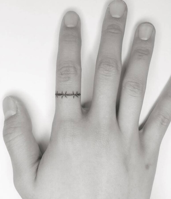 Barbed Wire Finger Tattoo Design