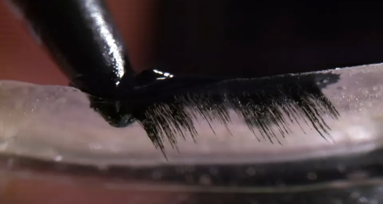 Capturing Tattoo Needles Inking to Transparent Skin in Super Slow Motion