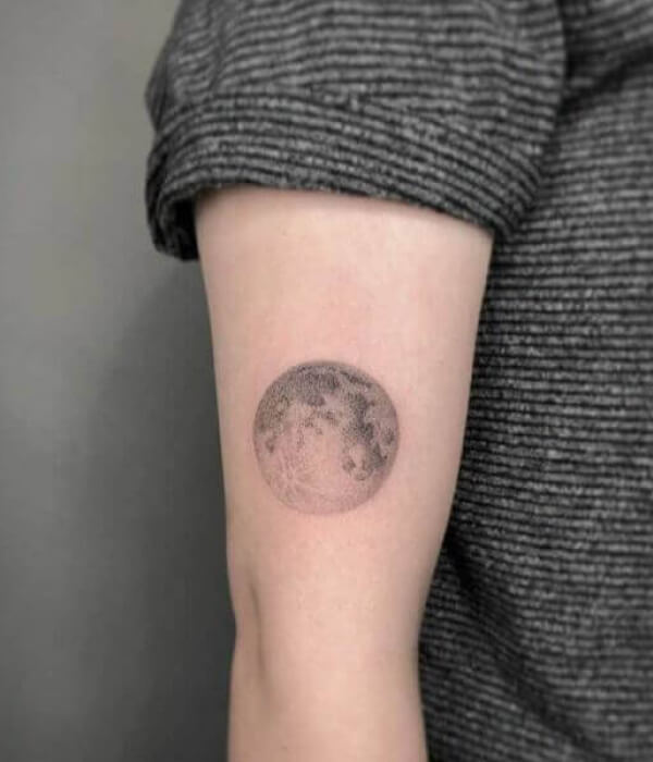 Full Moon Tattoo