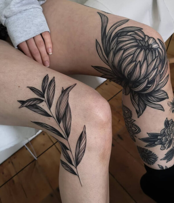 Neotraditional Leaves Knee Tattoo