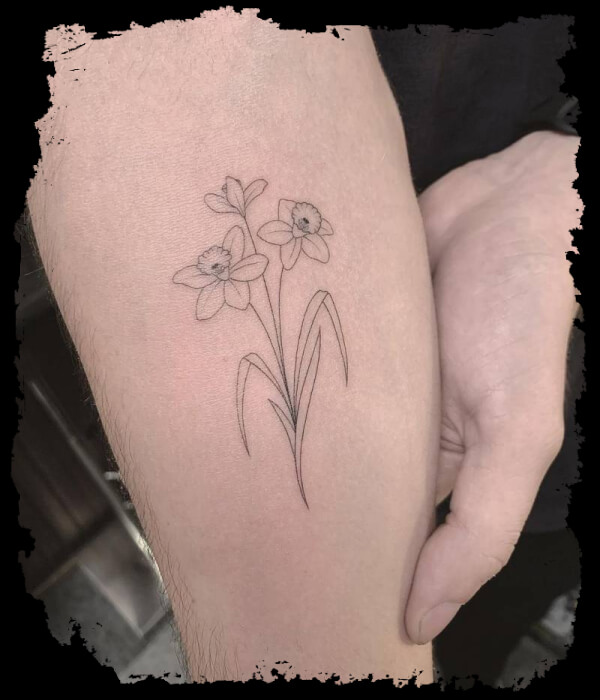 Fine-Line-Daffodil-Tattoo