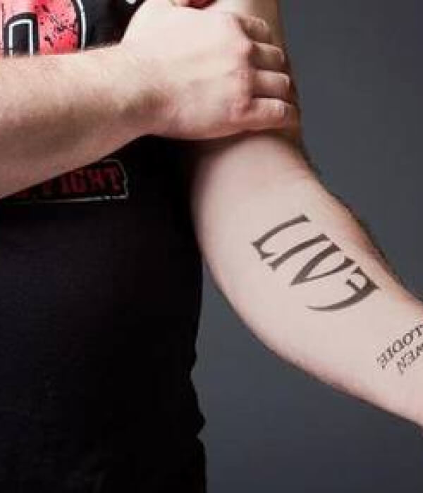 Kevin OwensLive - Trending Tattoo Kevin-Owens'-"Live"