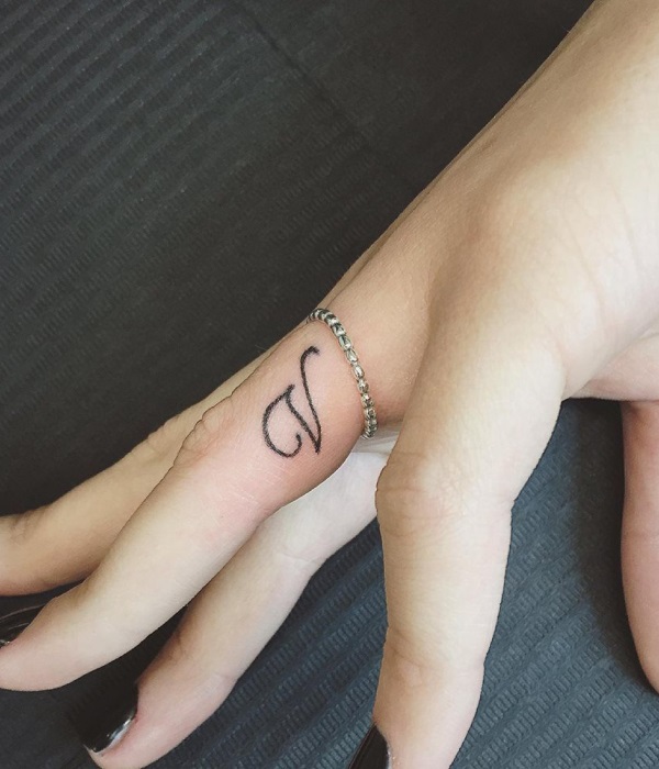 Letter V Finger Tattoos - Trending Tattoo Letter-V-Finger-Tattoos