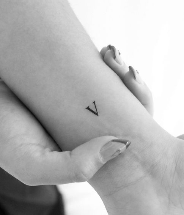 V Letter Tattoo - Trending Tattoo "V"-Letter-Tattoo