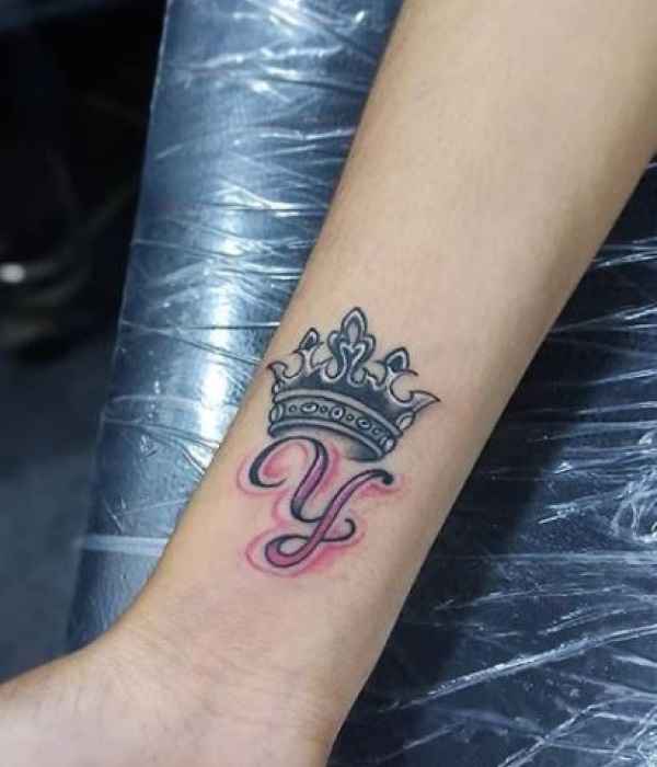 Upside Down Y Symbol Tattoo - Trending Tattoo Upside-Down-Y-Symbol-Tattoo