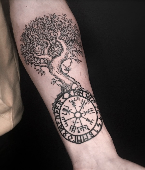 Vegvisir Yggdrasil Tattoo Together - Trending Tattoo Vegvisir-Yggdrasil-Tattoo-Together