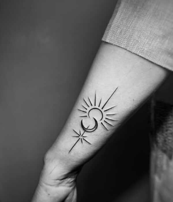 Minimalist Fusion Tattoo - Trending Tattoo Minimalist-Fusion-Tattoo