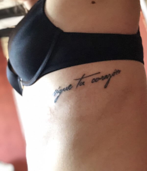 Sigue a tu corazo Phrase Tattoo - Trending Tattoo Sigue-a-tu-corazo-Phrase-Tattoo