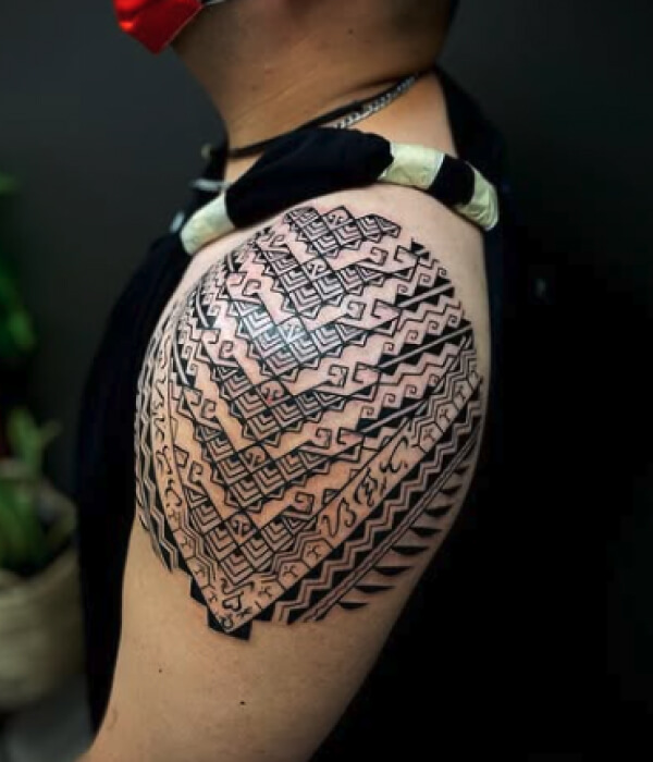 Small Tribal Shoulder Tattoo - Trending Tattoo Small-Tribal-Shoulder-Tattoo
