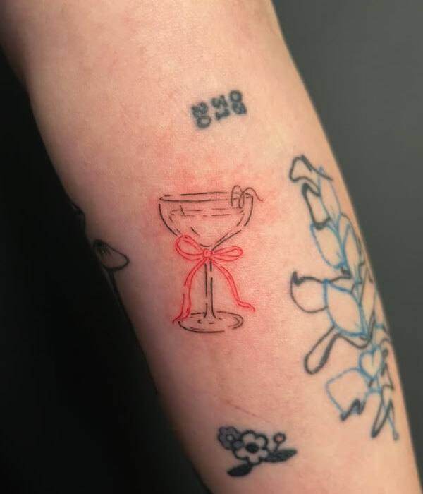 Minimalist Cocktail Tattoo - Trending Tattoo Minimalist-Cocktail-Tattoo