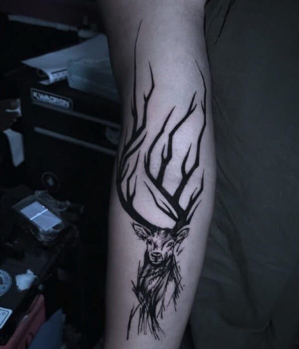 Elegant Deer Tattoo - Trending Tattoo Elegant Deer Tattoo