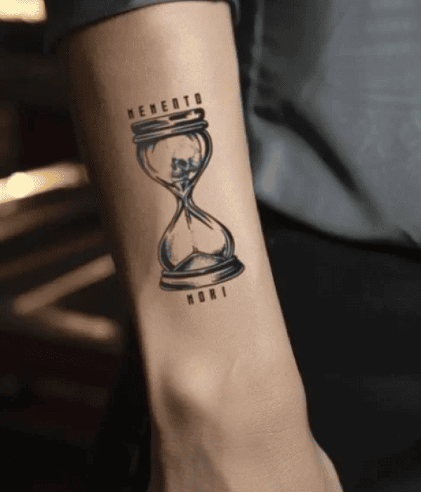 Hourglass Tattoo - Trending Tattoo Hourglass Tattoo